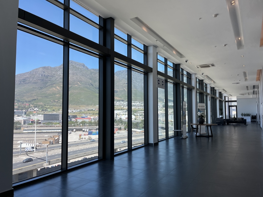1 Bedroom Property for Sale in Foreshore Western Cape
